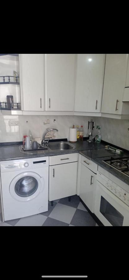 Habitacion Cerca Centro De Мадрид Екстериор снимка