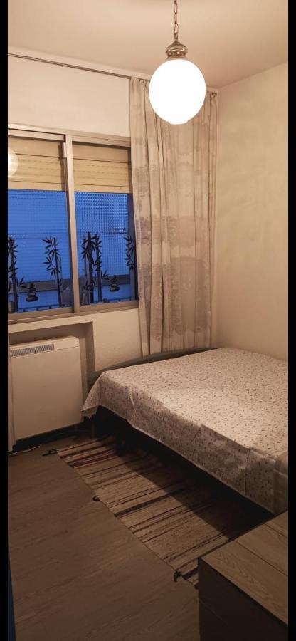 Habitacion Cerca Centro De Мадрид Екстериор снимка
