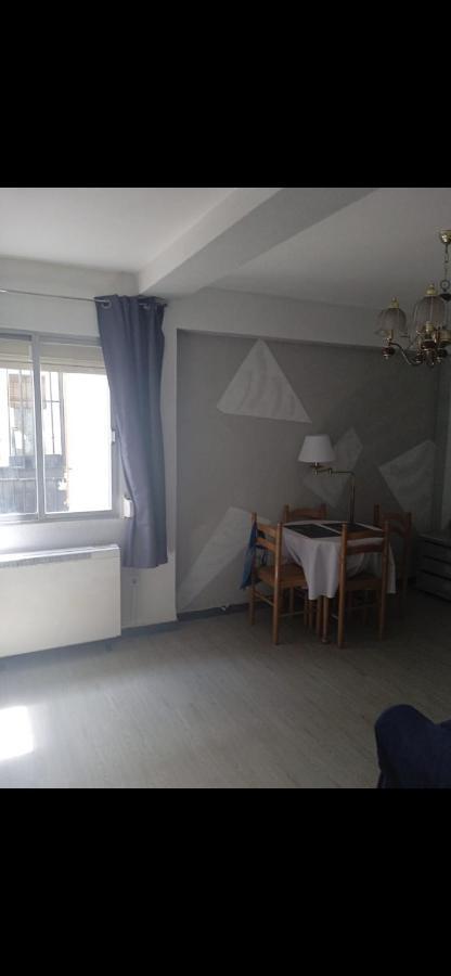 Habitacion Cerca Centro De Мадрид Екстериор снимка